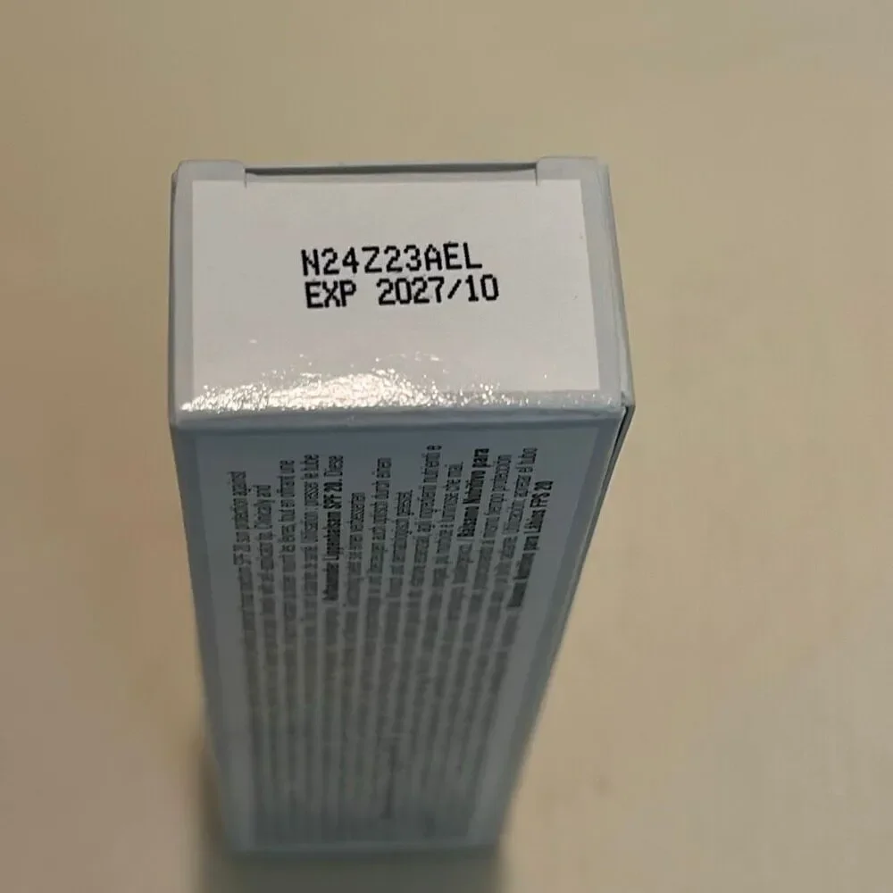 Elizabeth Arden Eight Hour Cream Nourishing Lip Balm SPF 20+ Moisturizing NEW